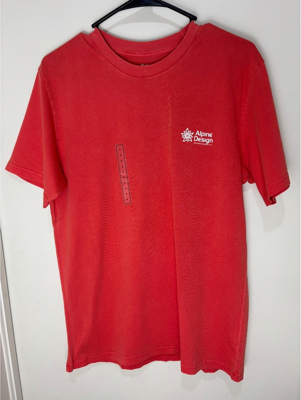 Alpine Design Graphic T-Shirt Men’s Small Organic Cotton UPF 30+ NWT Red